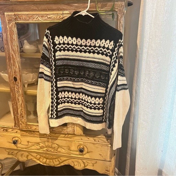 Chaps Womens Large Black and White Pull Over Sweater - Picture 1 of 5